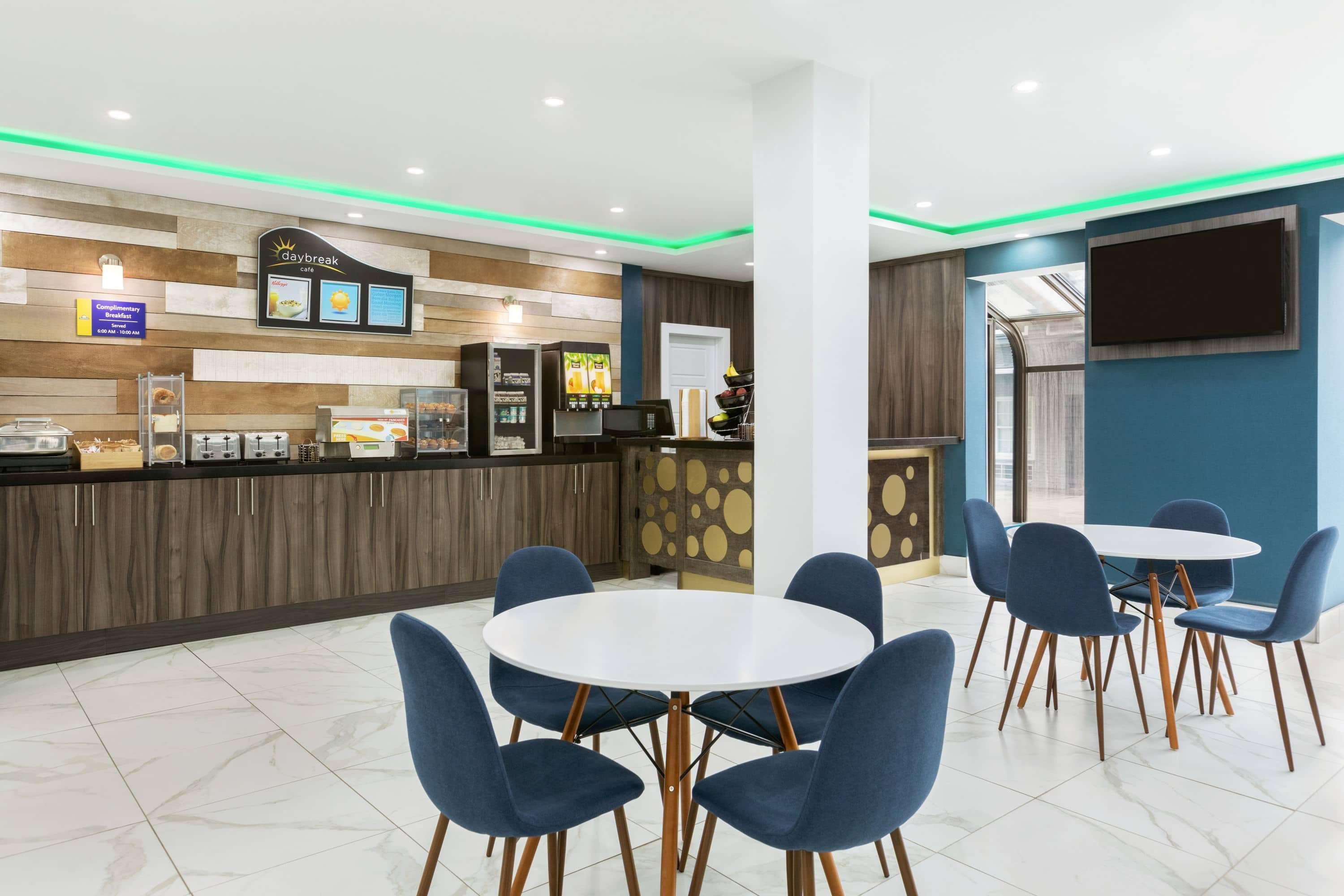 Days Inn By Wyndham Saint John Buitenkant foto