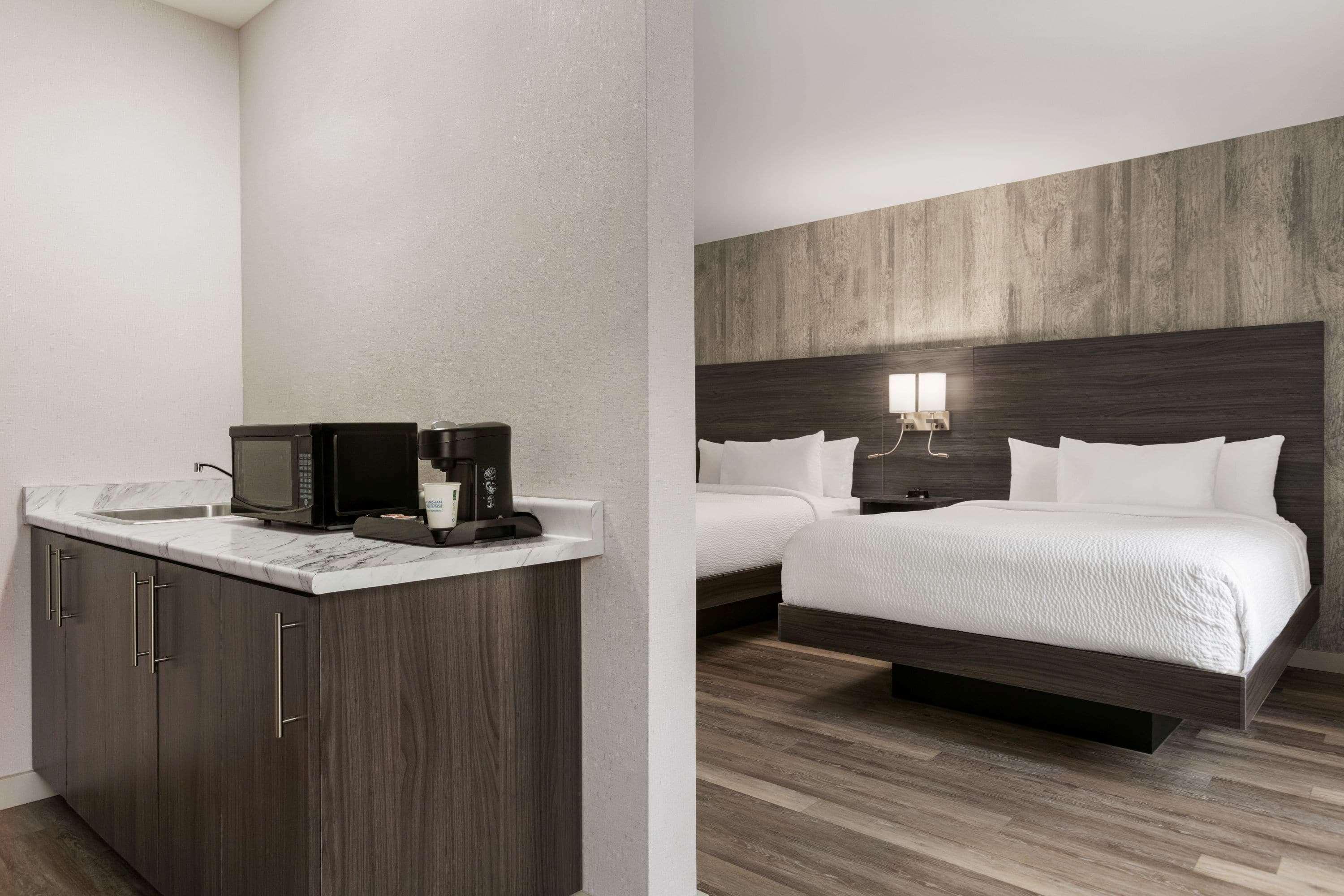 Days Inn By Wyndham Saint John Buitenkant foto